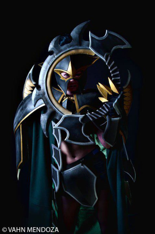 Illustration for article titled Defense of the DotA Cosplay